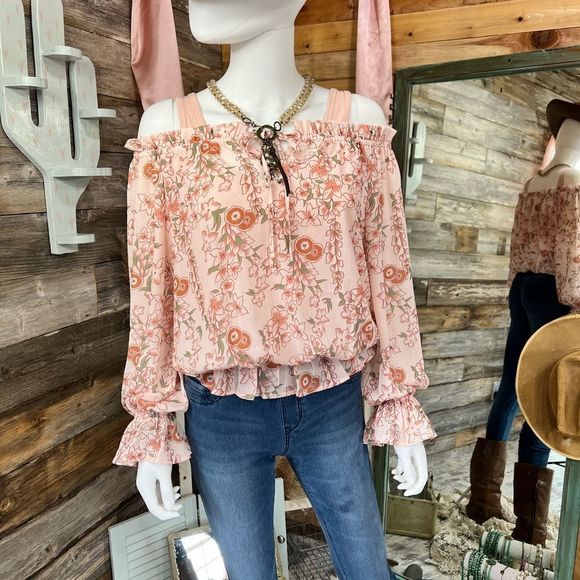 Pink Off The Shoulder Puff Sleeve Ruffled Floral Print Blouse 💗 - Picture 2 of 7